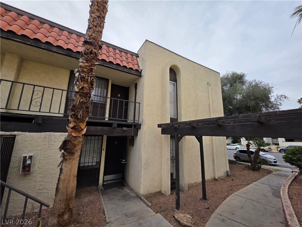 1440 Vegas Valley Drive 8