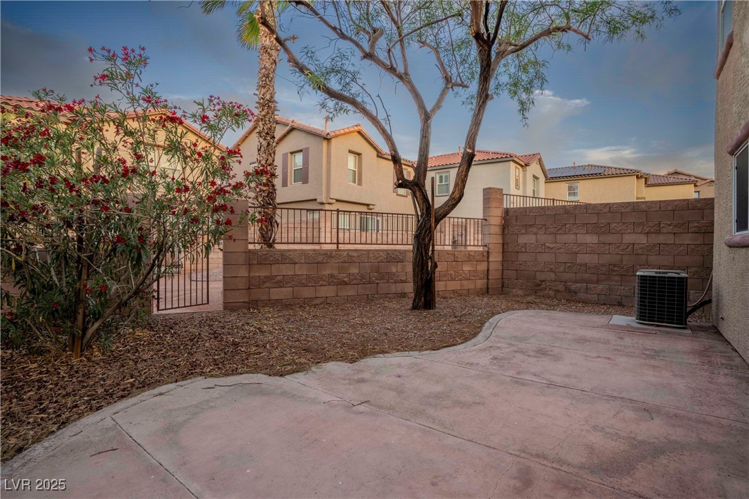 1136 Paradise Garden Drive, Henderson, Nevada image 35