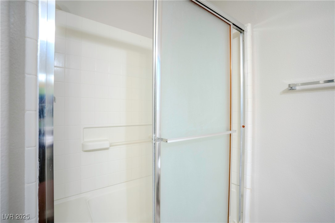 1136 Paradise Garden Drive, Henderson, Nevada image 32