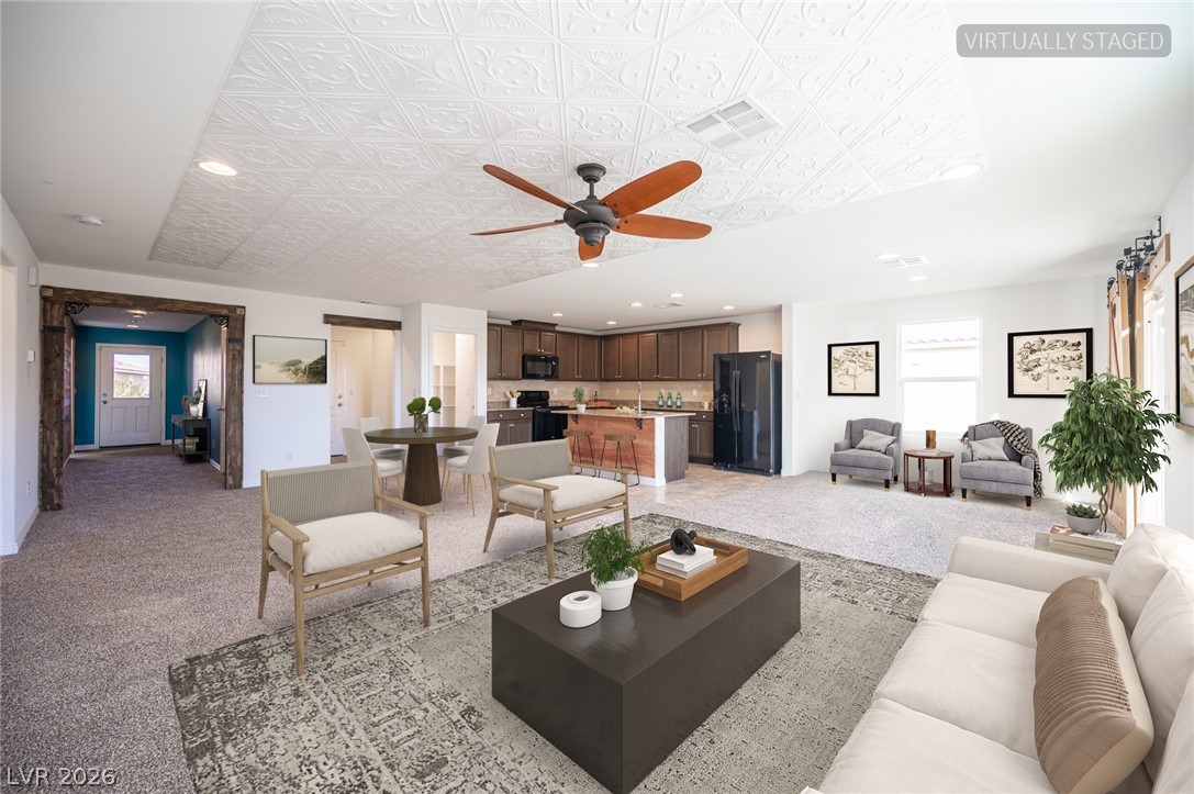 3607 E Marathon Drive