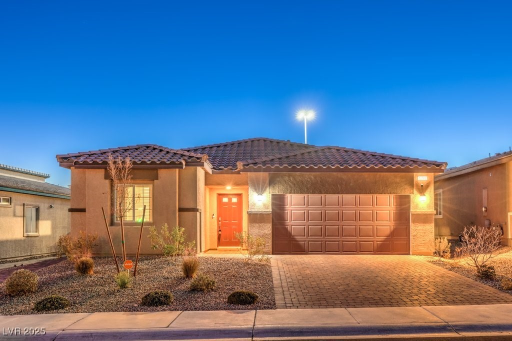 Las Vegas, Nevada 89149, United States, 3 Bedrooms Bedrooms, ,2 BathroomsBathrooms,Residential,Active,22560