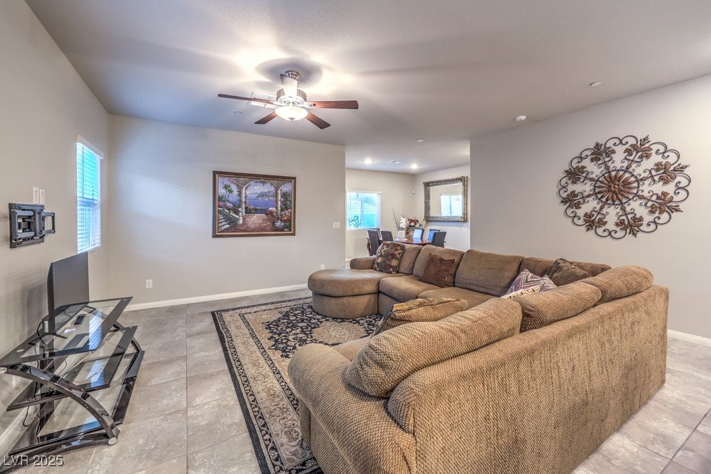 Las Vegas, Nevada 89149, United States, 3 Bedrooms Bedrooms, ,2 BathroomsBathrooms,Residential,Active,22560