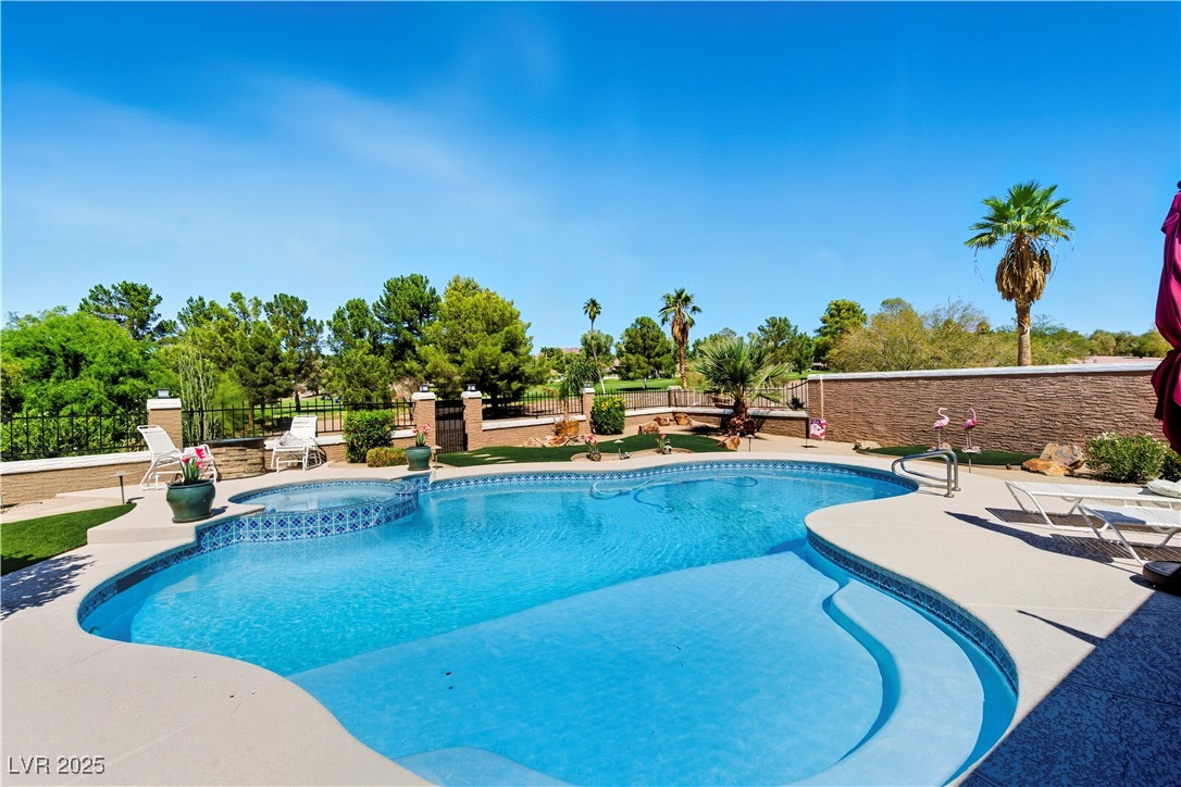 1648 Riviera Court