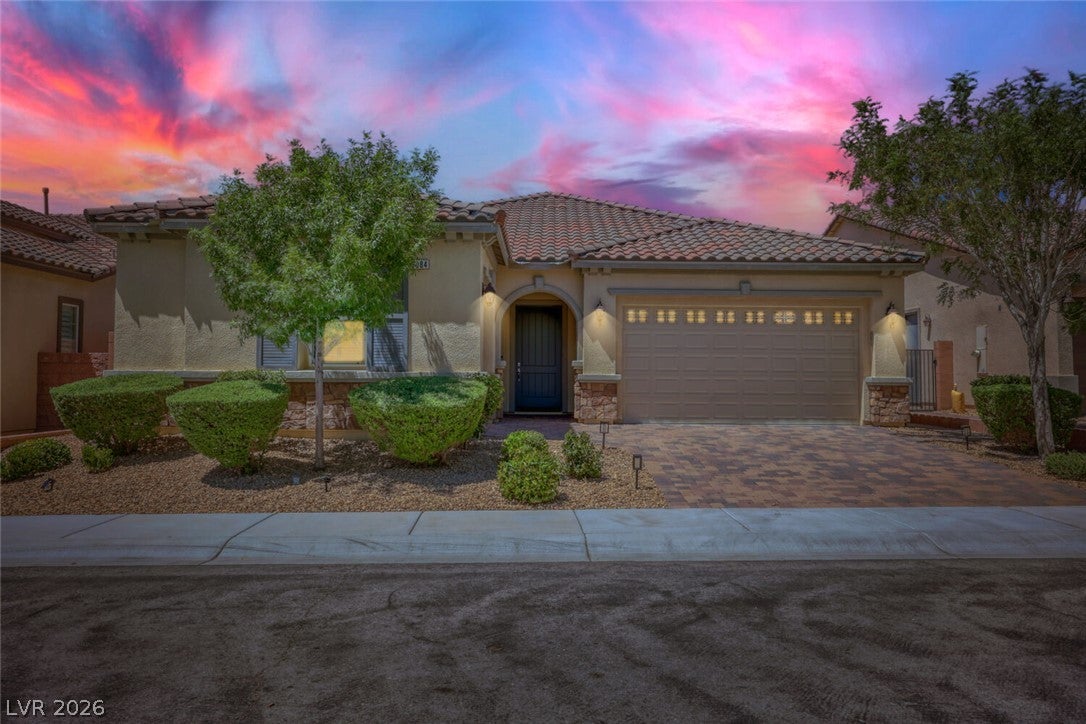 3084 Porte La Paz Avenue