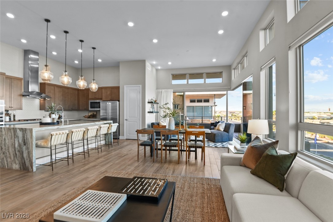 Properties 3 4152 Yucca Bloom Street 1