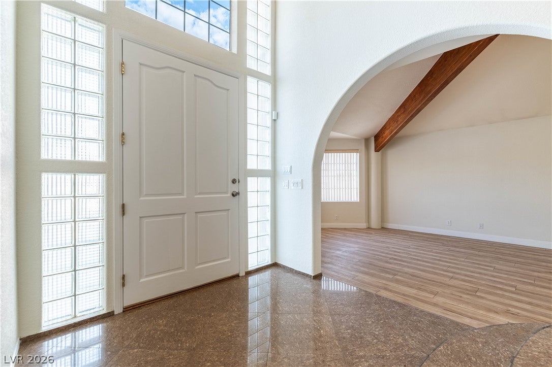 Properties 3 3013 W Oakey Boulevard