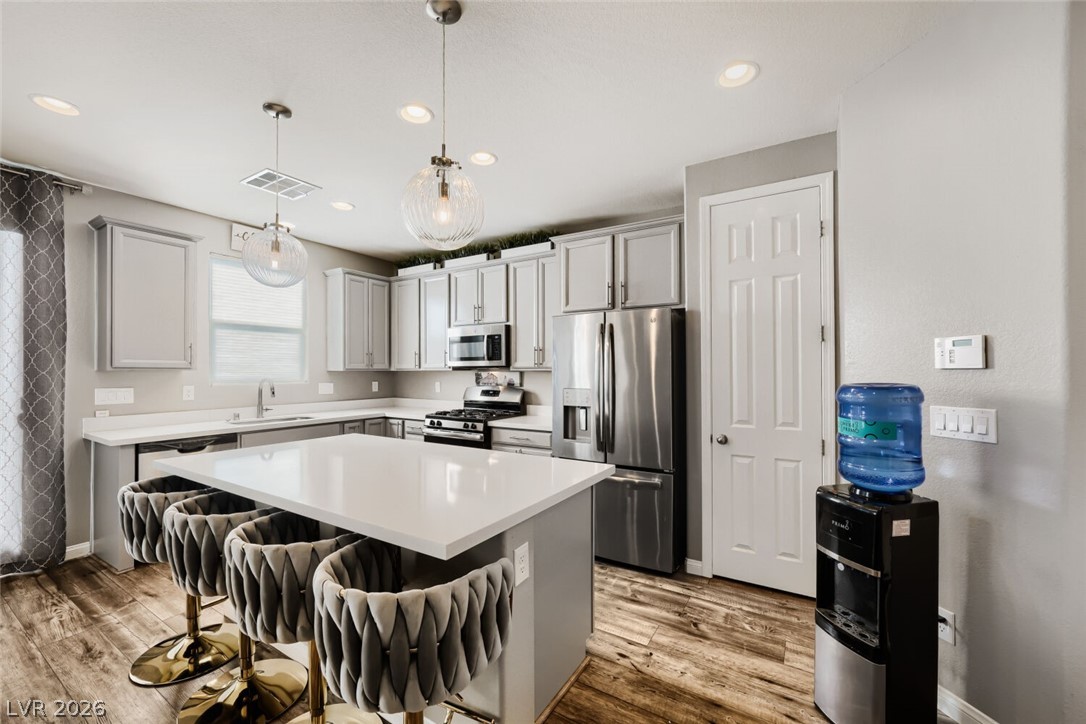 8098 Skye Canyon Grand Street