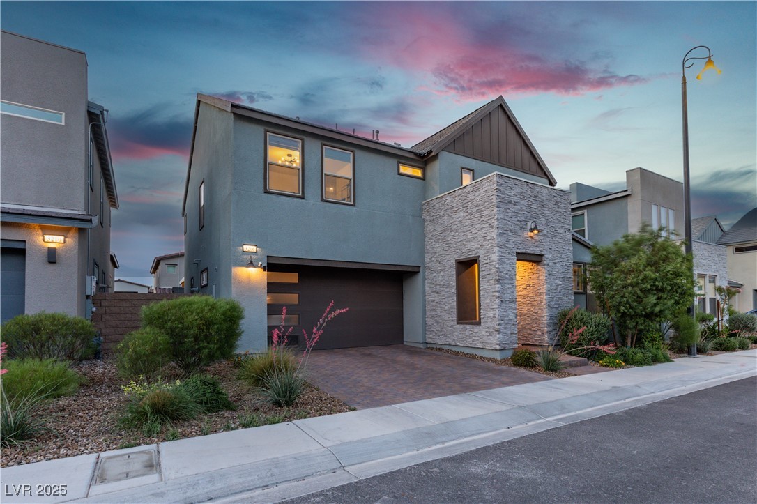 3206 Fountaintree Avenue