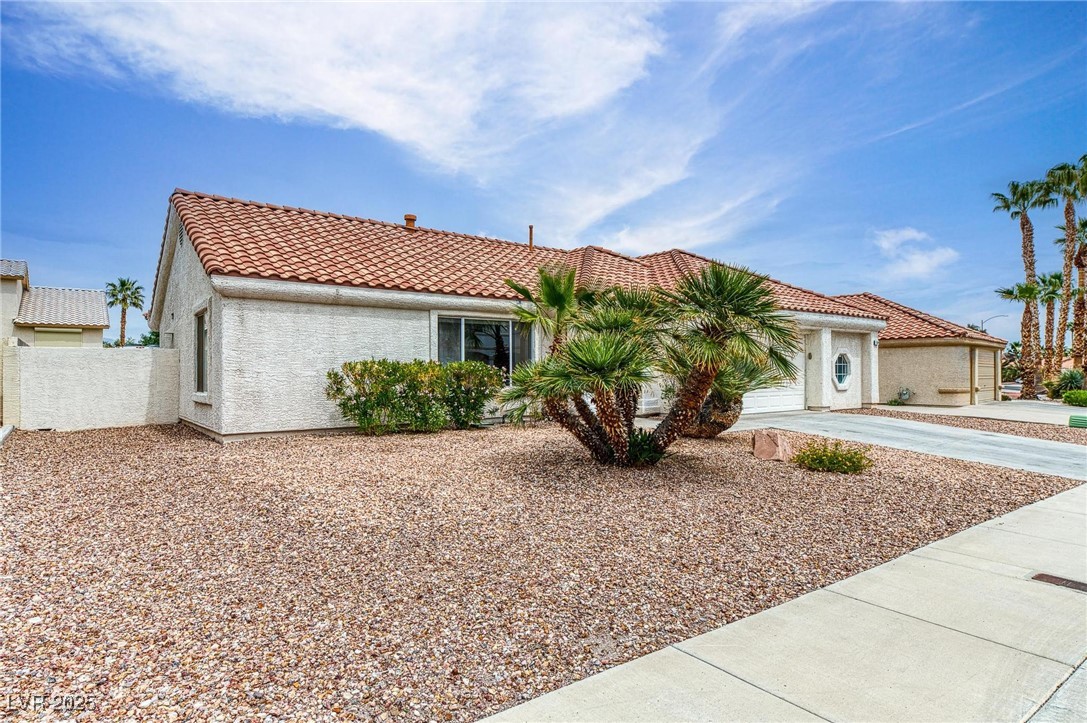 7820 Wedlock Lane, Las Vegas, Nevada image 2