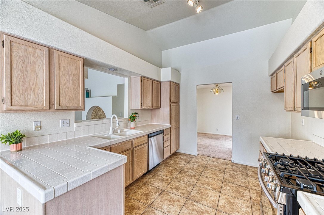 7820 Wedlock Lane, Las Vegas, Nevada image 7