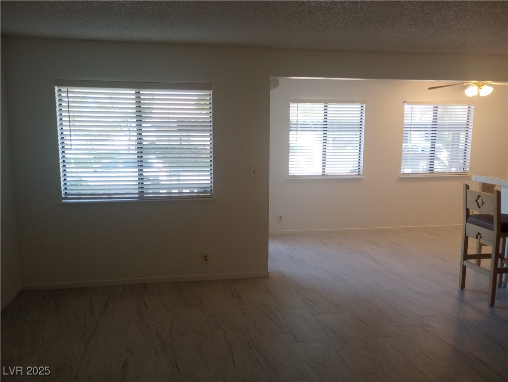 Las Vegas, Nevada 89121, United States, 2 Bedrooms Bedrooms, ,2 BathroomsBathrooms,Residential,Active,241073