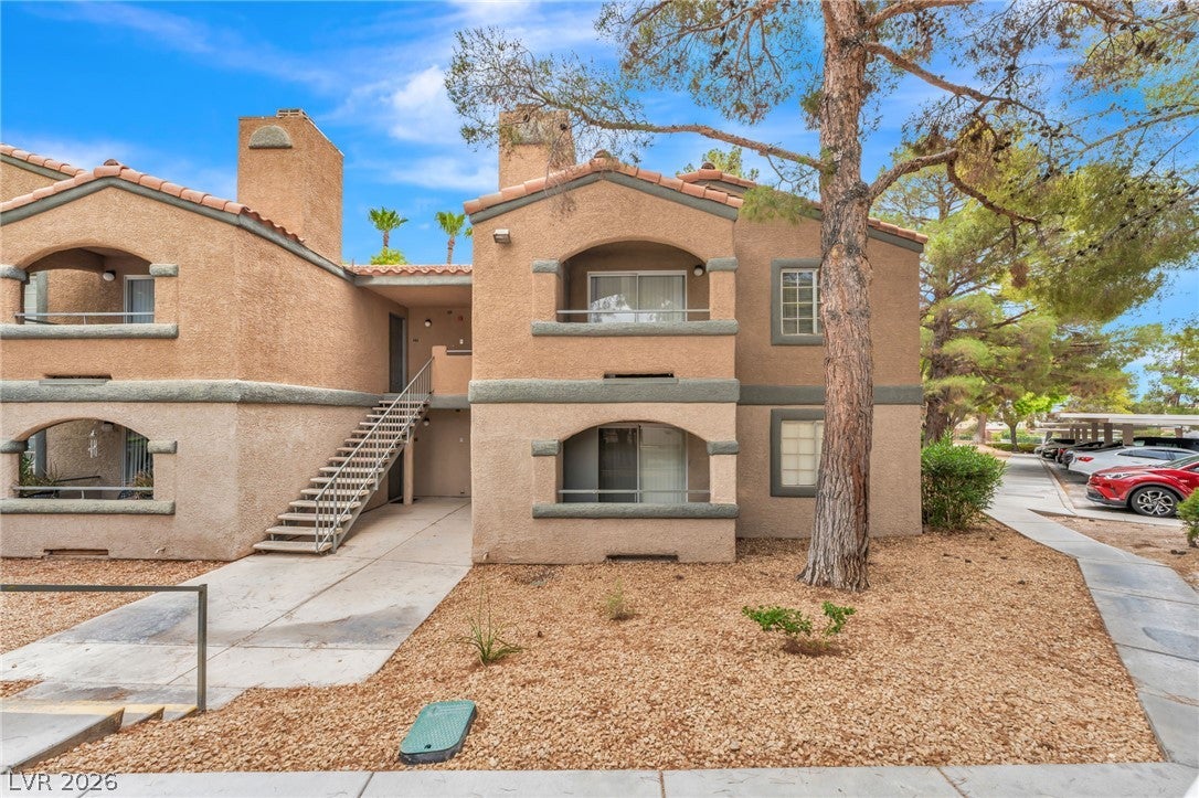 220 Mission Newport Lane 204