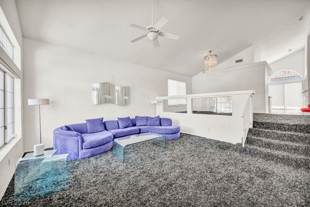 2553 Hummingbird Hill Avenue