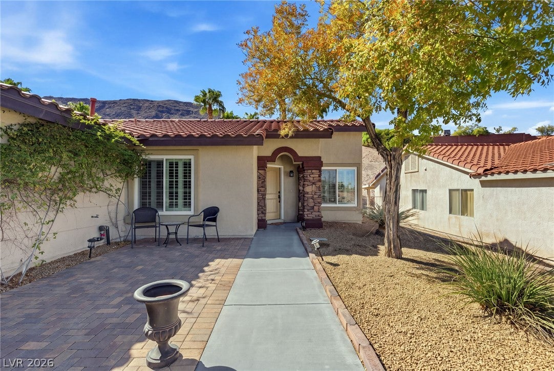 129 Lemongold Street