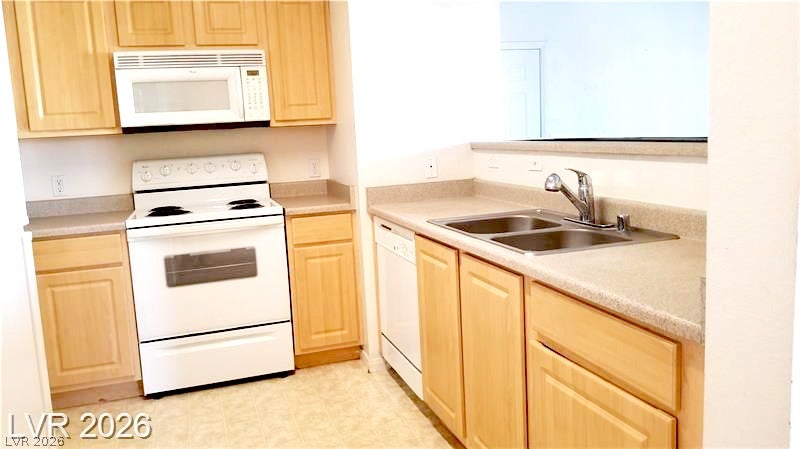 6955 N DURANGO Drive 3017