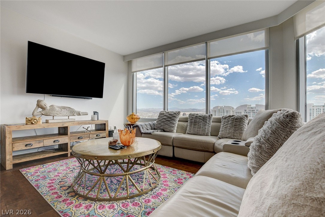 222 Karen Avenue 4101