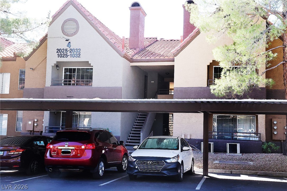 2200 S Fort Apache Road 2032