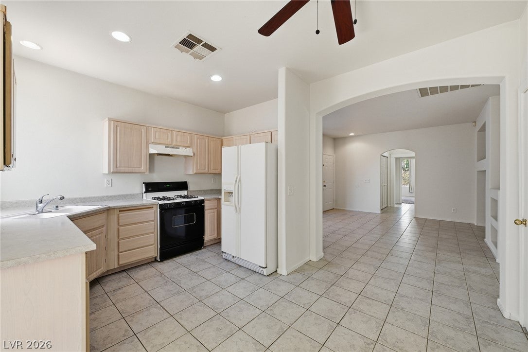 1069 Sweeping Ivy Court