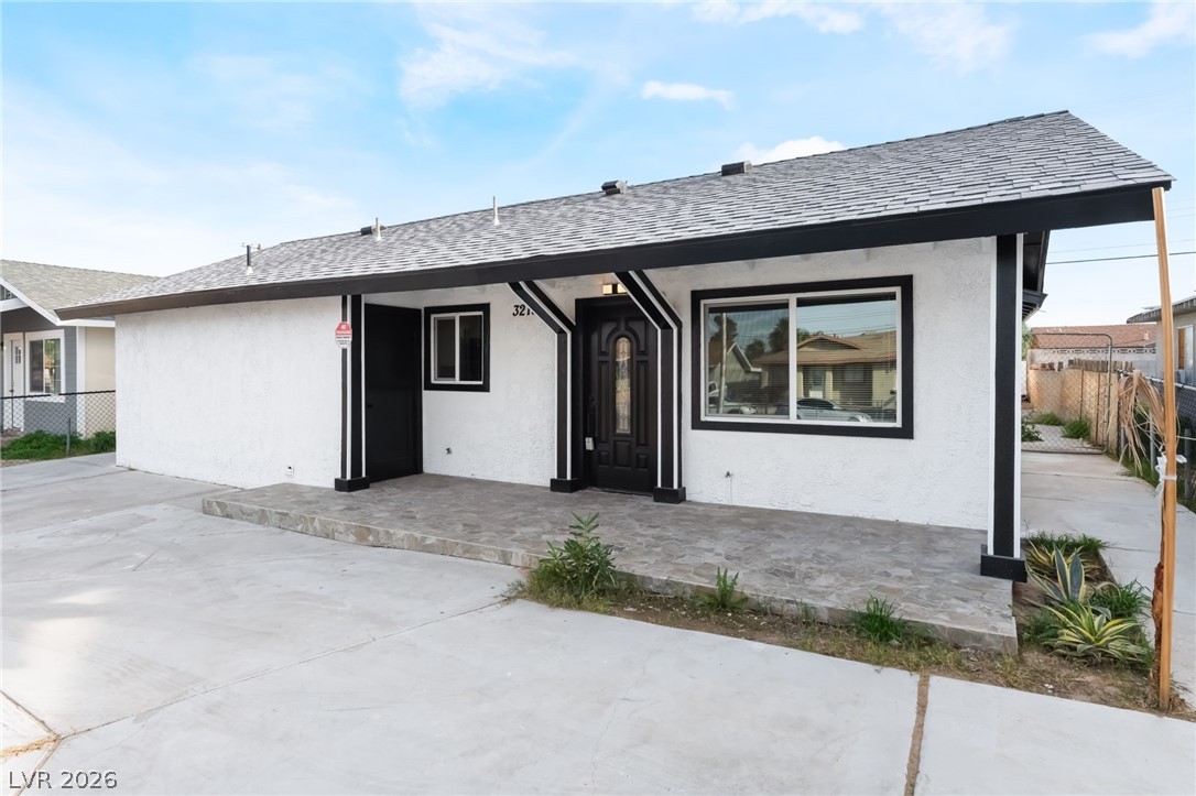 3215 Dillon Avenue