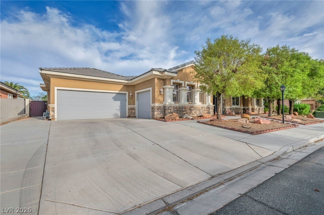 8114 Villa Del Cielo Street
