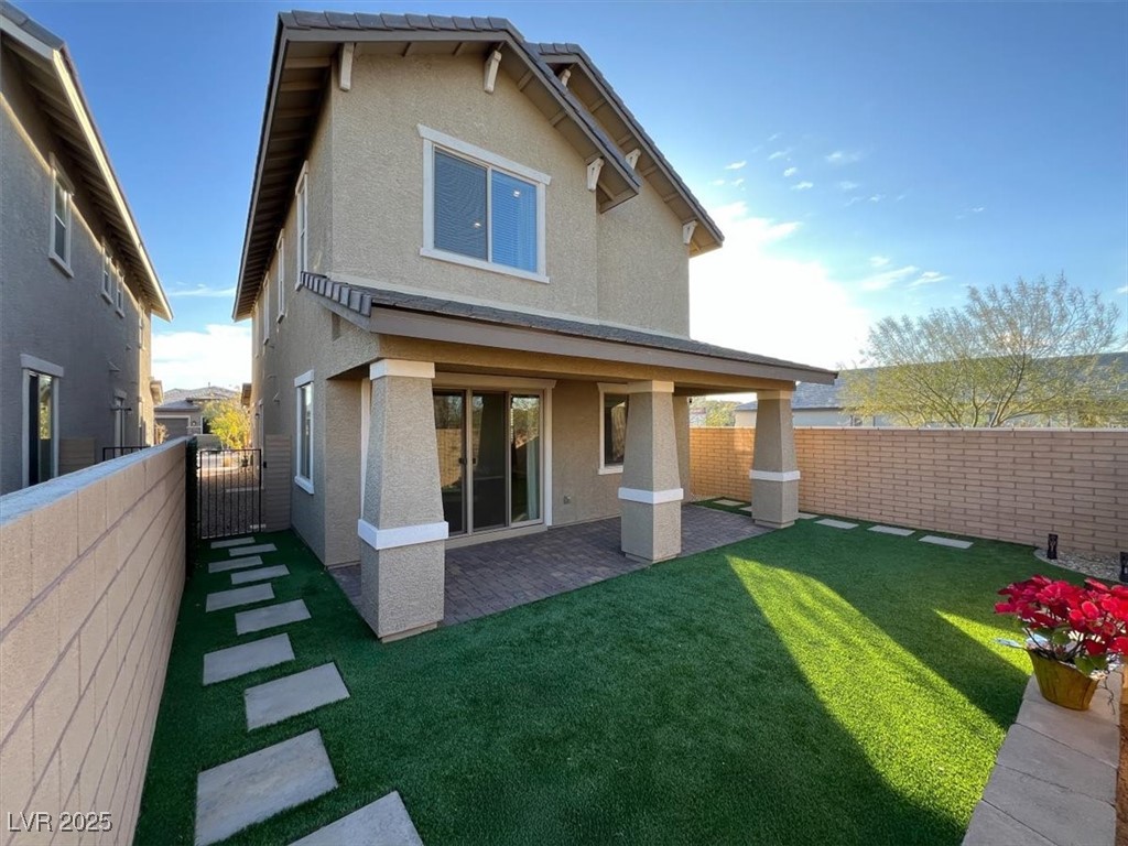 Henderson, Nevada 89011, United States, 3 Bedrooms Bedrooms, ,3 BathroomsBathrooms,Residential,Pending,126264