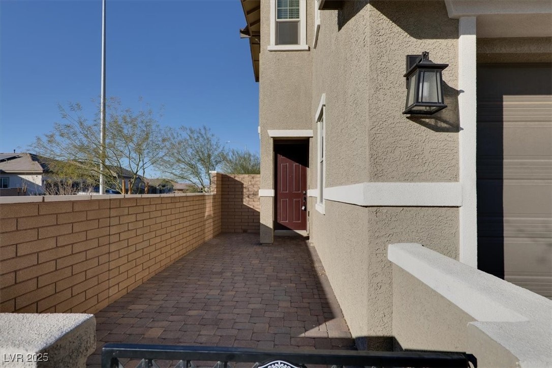 Henderson, Nevada 89011, United States, 3 Bedrooms Bedrooms, ,3 BathroomsBathrooms,Residential,Pending,126264