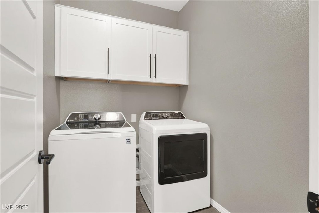 Henderson, Nevada 89011, United States, 3 Bedrooms Bedrooms, ,3 BathroomsBathrooms,Residential,Pending,126264