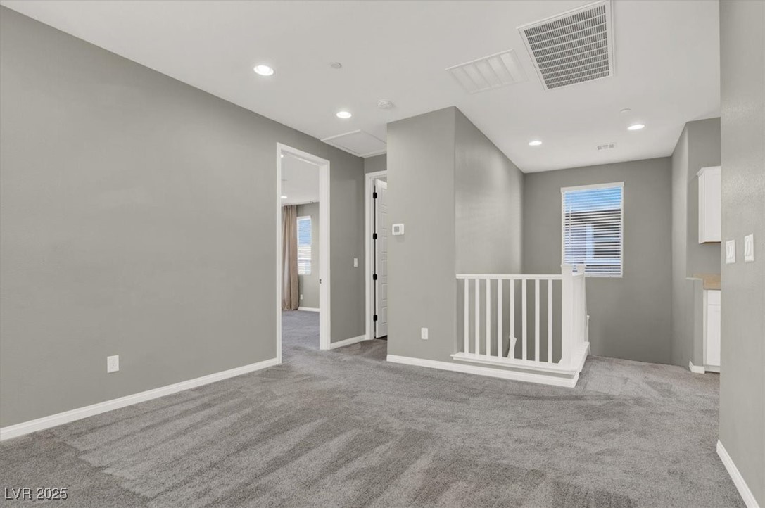 Henderson, Nevada 89011, United States, 3 Bedrooms Bedrooms, ,3 BathroomsBathrooms,Residential,Pending,126264