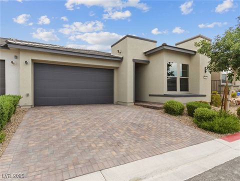 9911 Spinel Place Las Vegas NV 89143