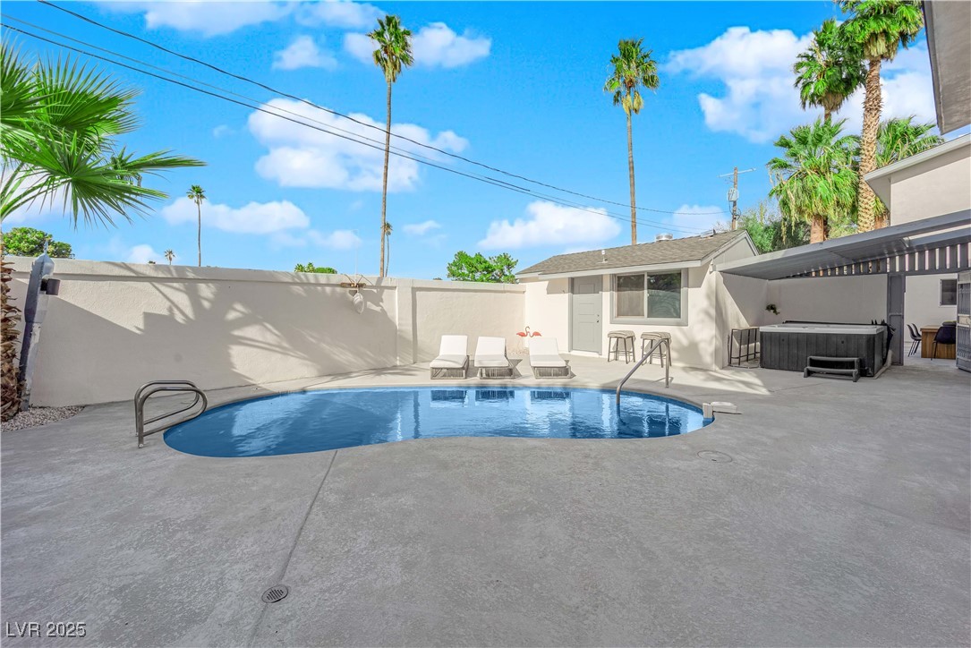 2160 Pueblo Circle