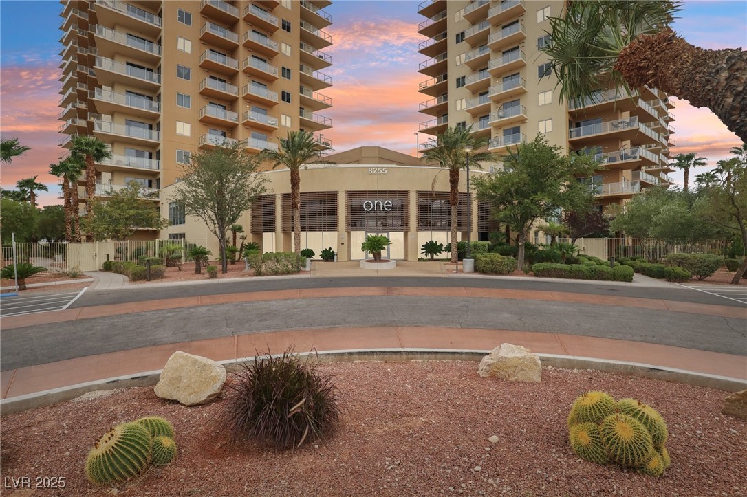 8255 Las Vegas Boulevard 719