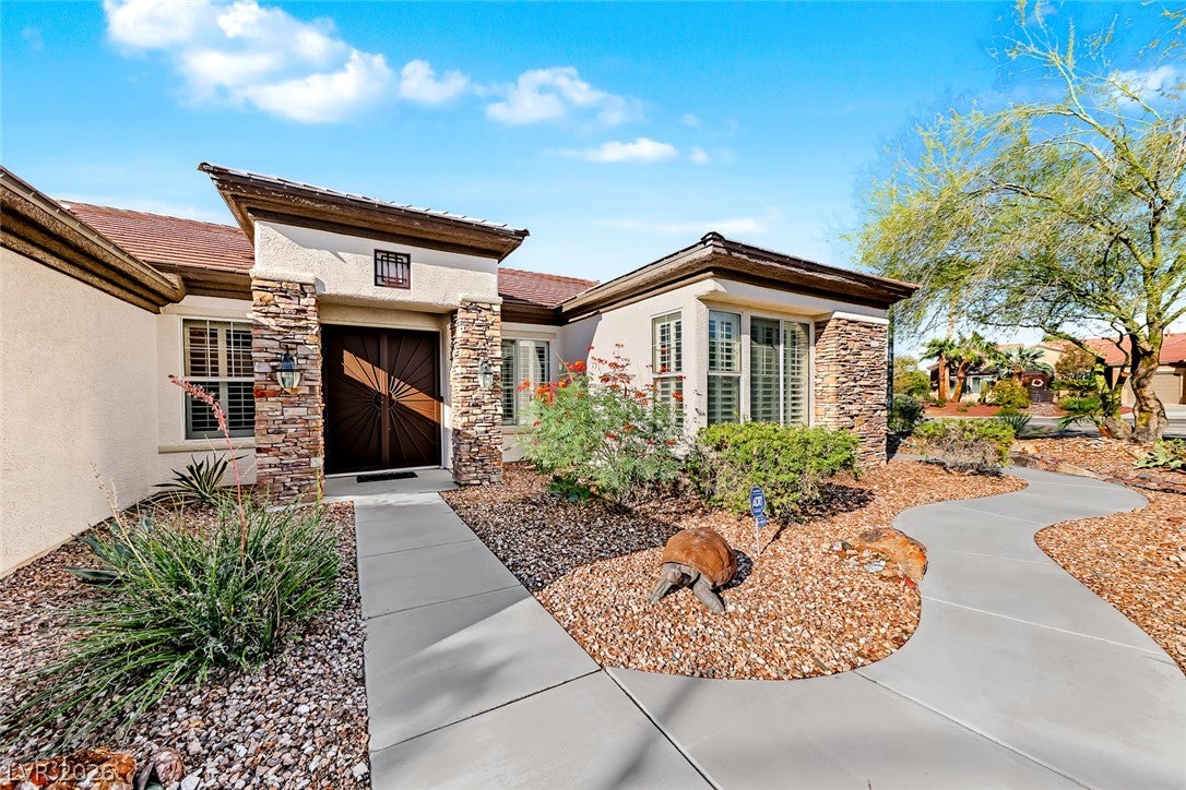 2556 Collinsville Drive