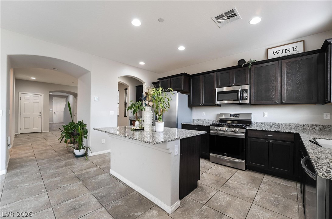 2332 Mundare Drive