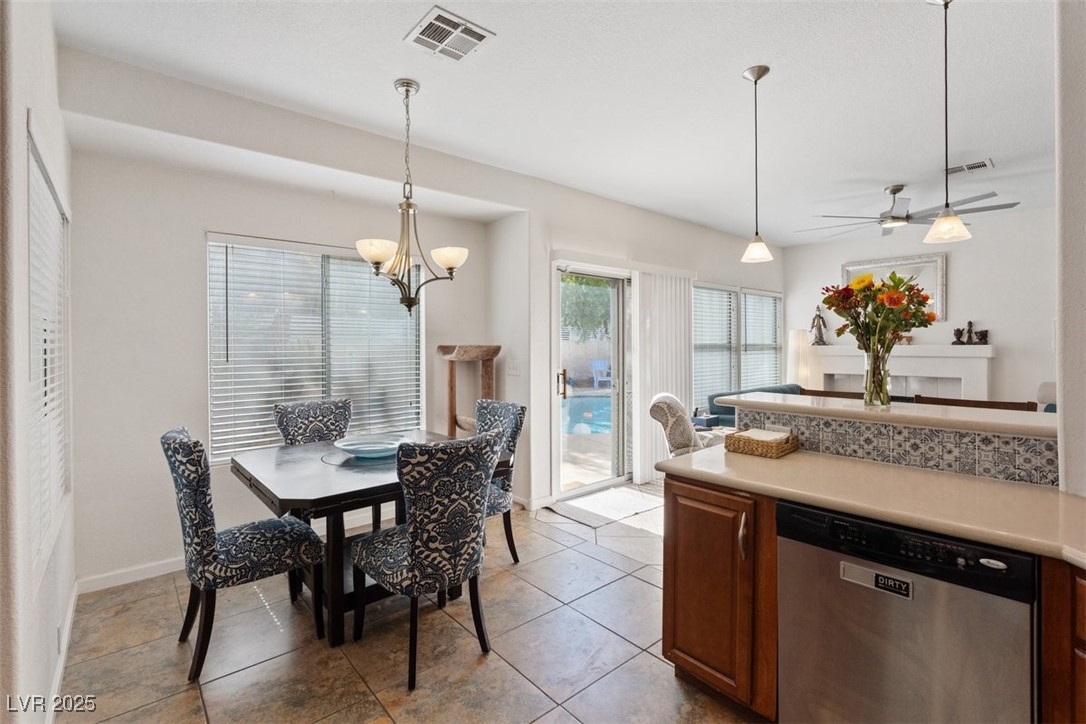 Henderson, Nevada 89074, United States, 3 Bedrooms Bedrooms, ,3 BathroomsBathrooms,Residential,Pending,182983