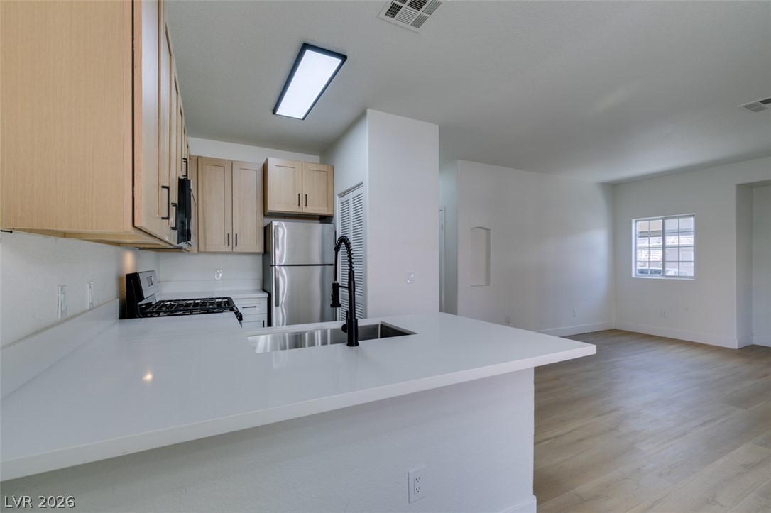 4730 E Craig Road 1085
