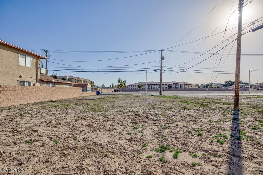 108 E Tonopah Avenue