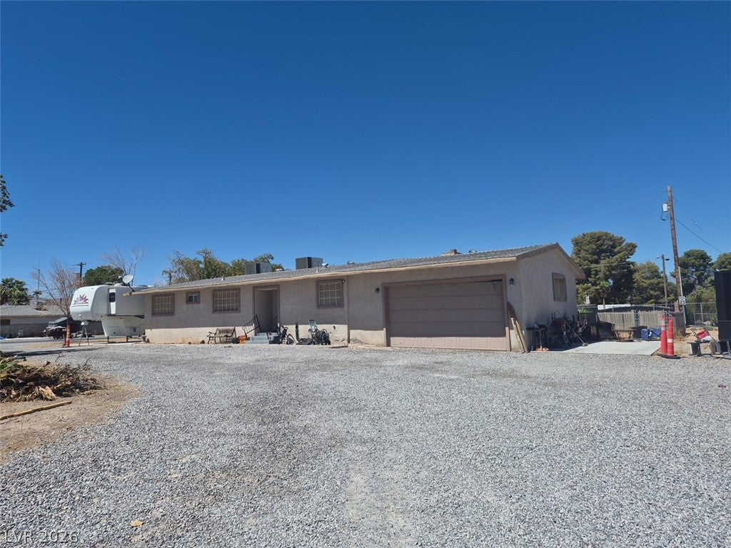 5001 W Gilmore Avenue
