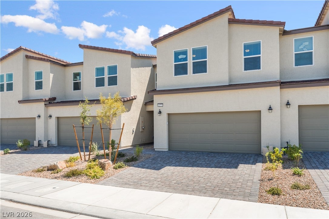 4273 Galaxy Gaze Avenue