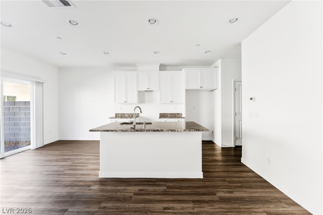 4273 Galaxy Gaze Avenue