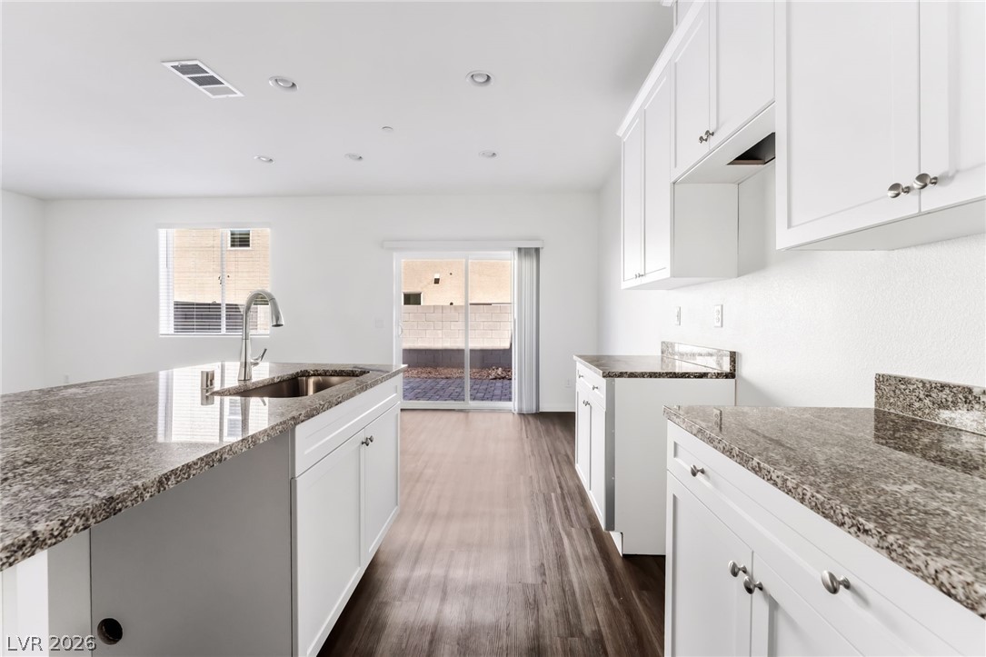 4273 Galaxy Gaze Avenue