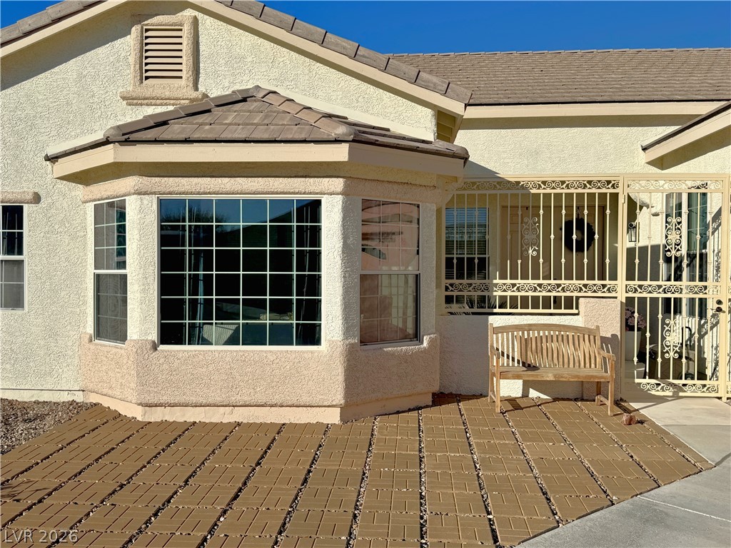 5422 Nestled Moon Court