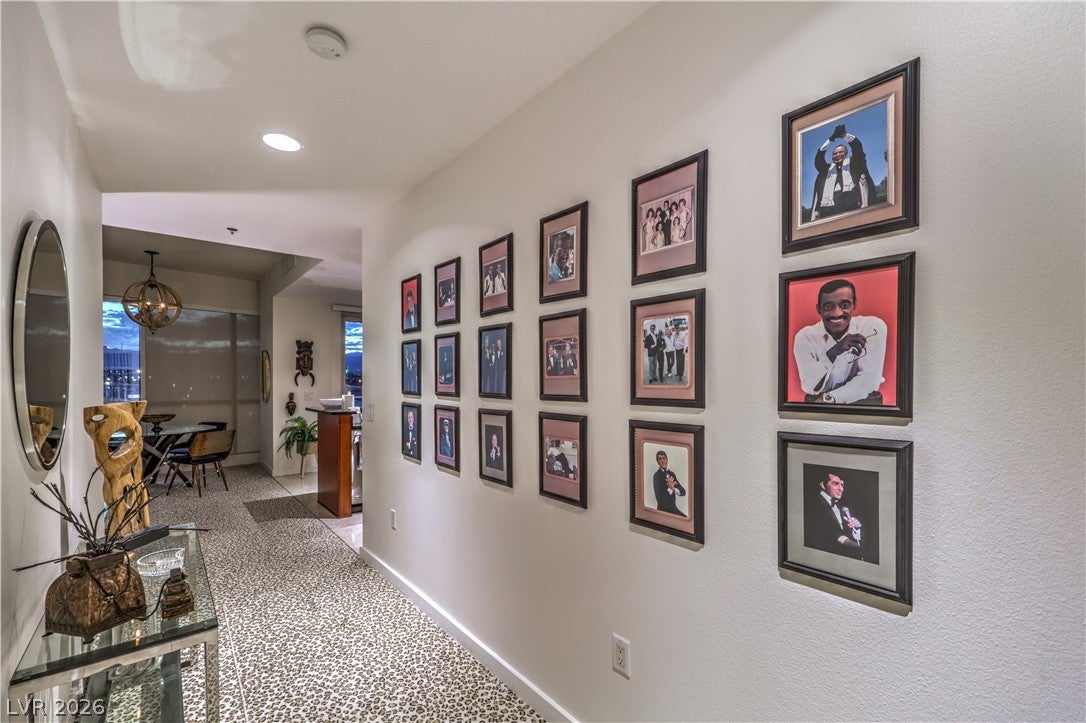 4525 Dean Martin Drive 508