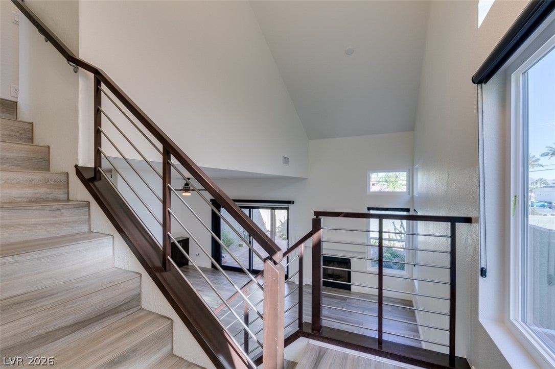 1662 Cloister Avenue