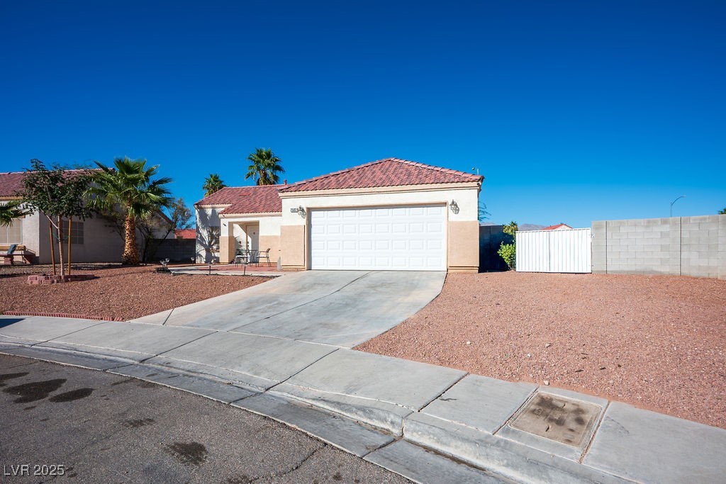 2502 Lava Rock Avenue