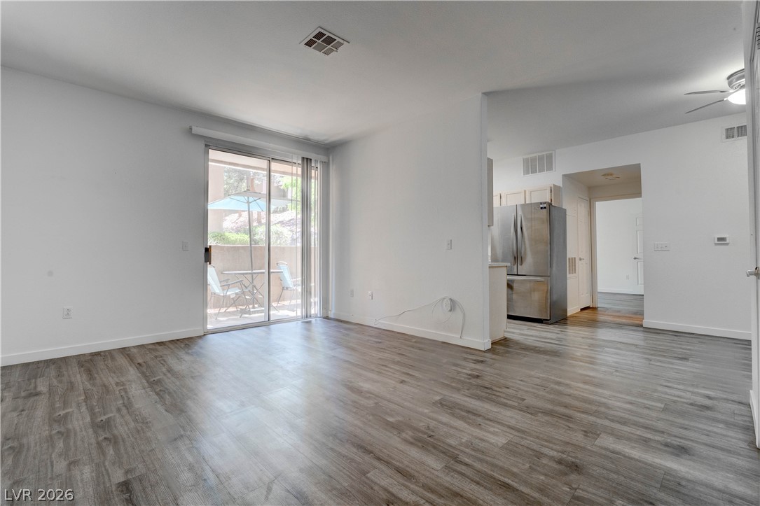 231 W Horizon Ridge Parkway 814