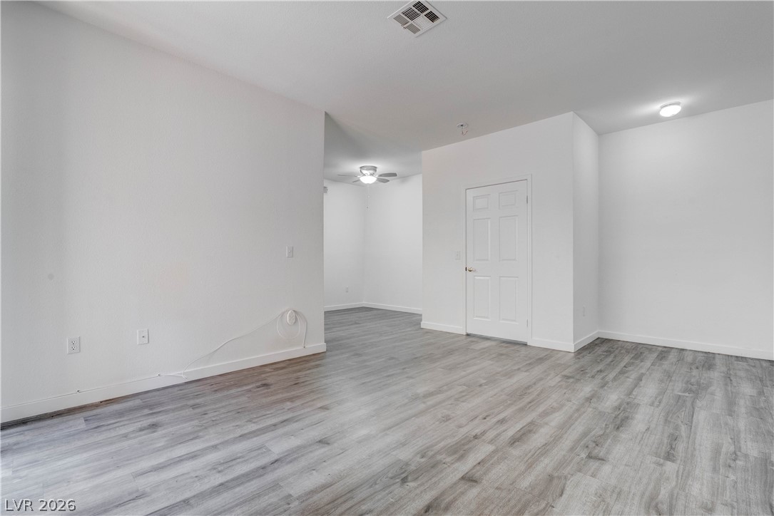 231 W Horizon Ridge Parkway 814