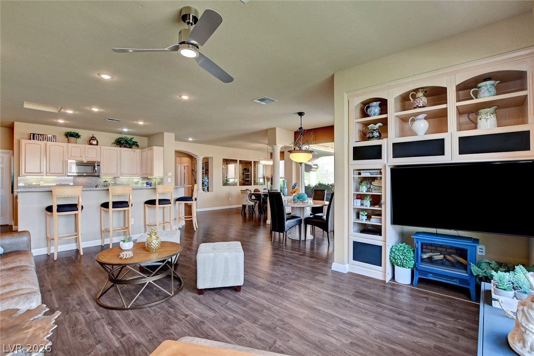 4134 Riva De Tierra Lane