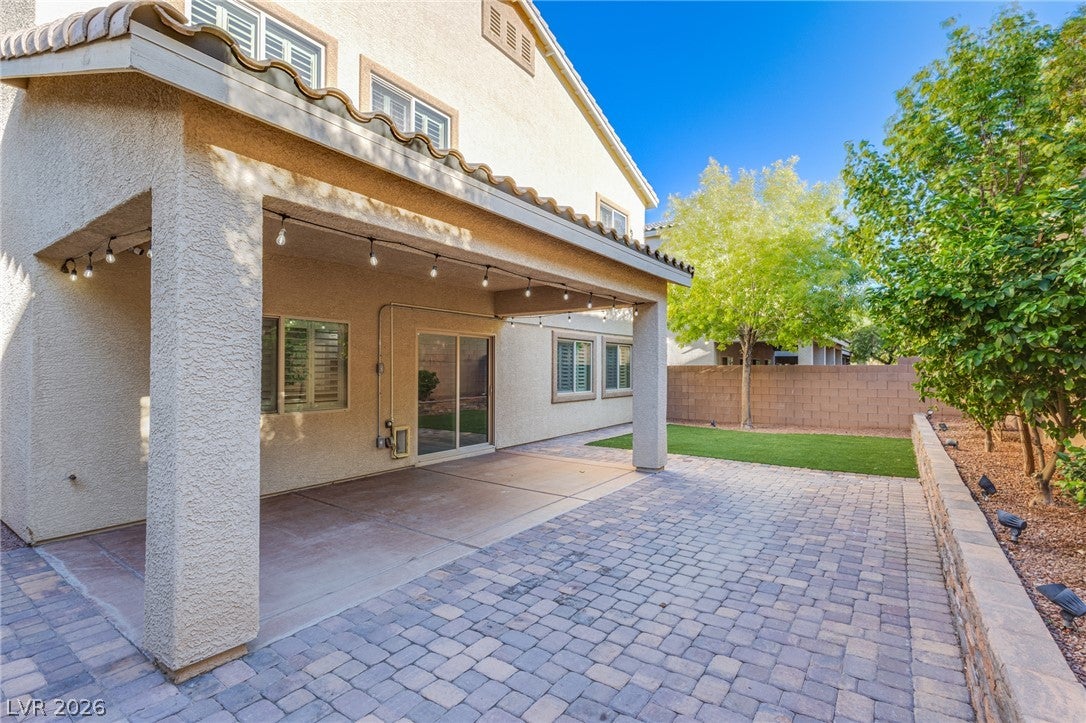 8121 Crushed Velvet Place
