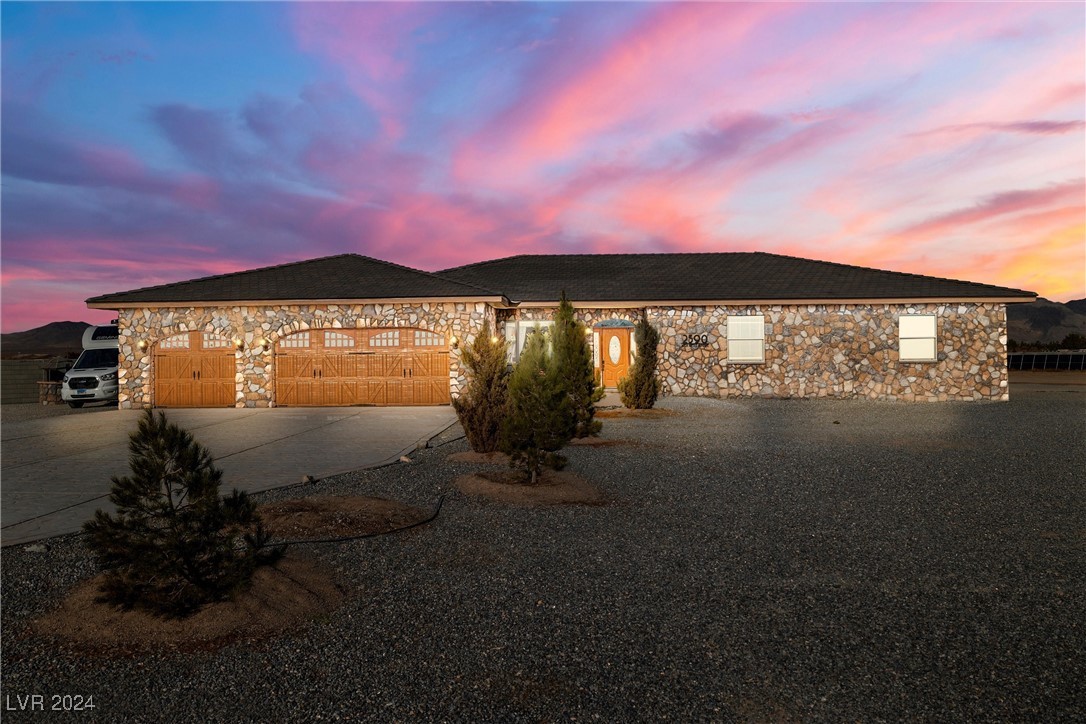 2590 W Betty Avenue, Pahrump, Nevada image 1