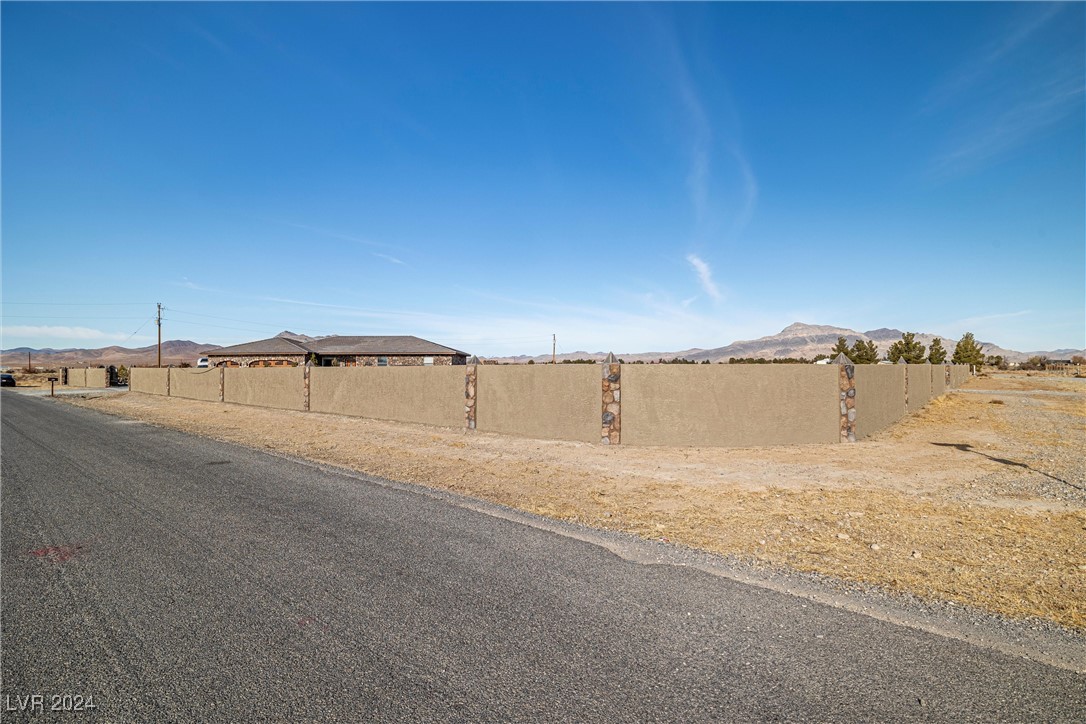 2590 W Betty Avenue, Pahrump, Nevada image 3